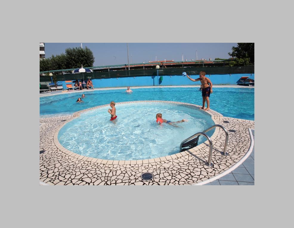 Ambassador Resort 4*